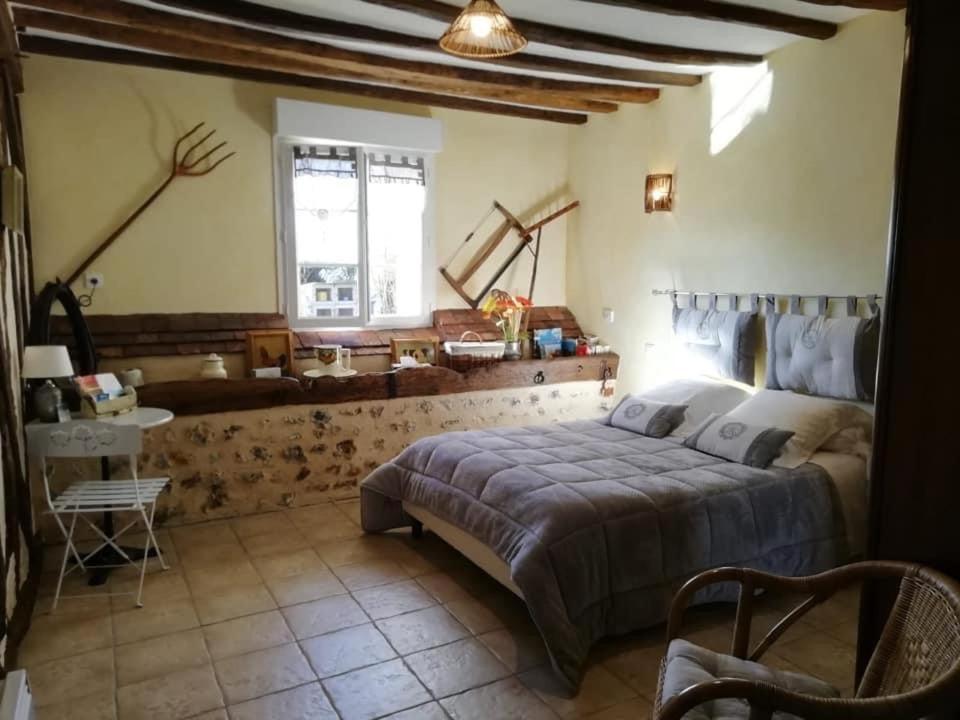 Les Logis Du Breuil Bed & Breakfast Marchéville Exterior photo