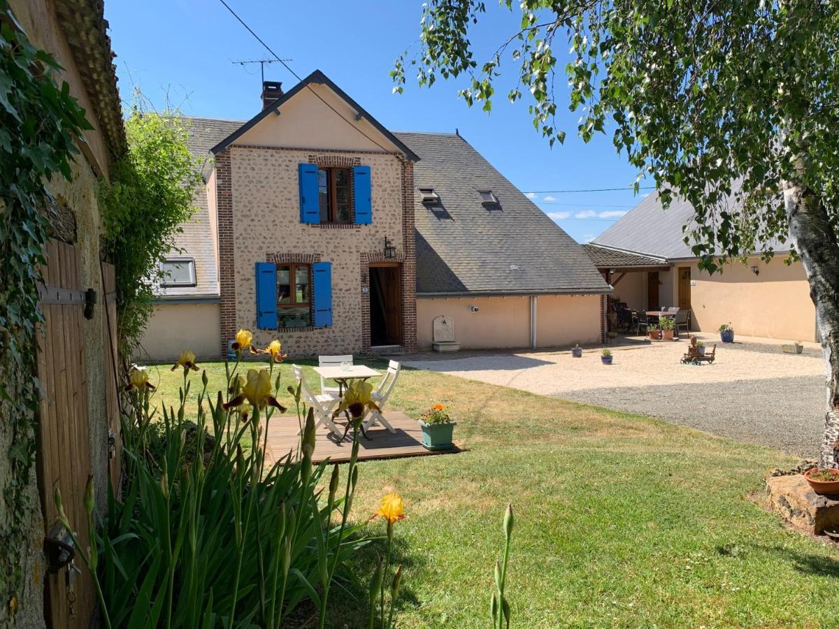 Les Logis Du Breuil Bed & Breakfast Marchéville Exterior photo